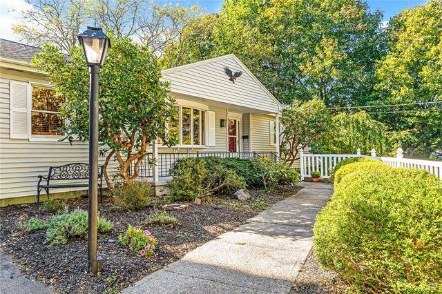 9 Cedar Crest Drive, Westerly, RI 02891