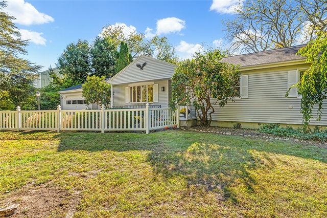 9 Cedar Crest Drive, Westerly, RI 02891