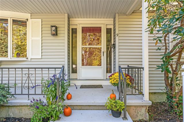 9 Cedar Crest Drive, Westerly, RI 02891