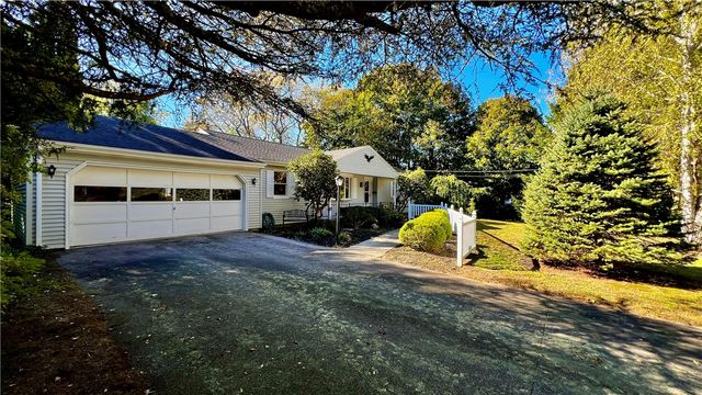 9 Cedar Crest Drive, Westerly, RI 02891