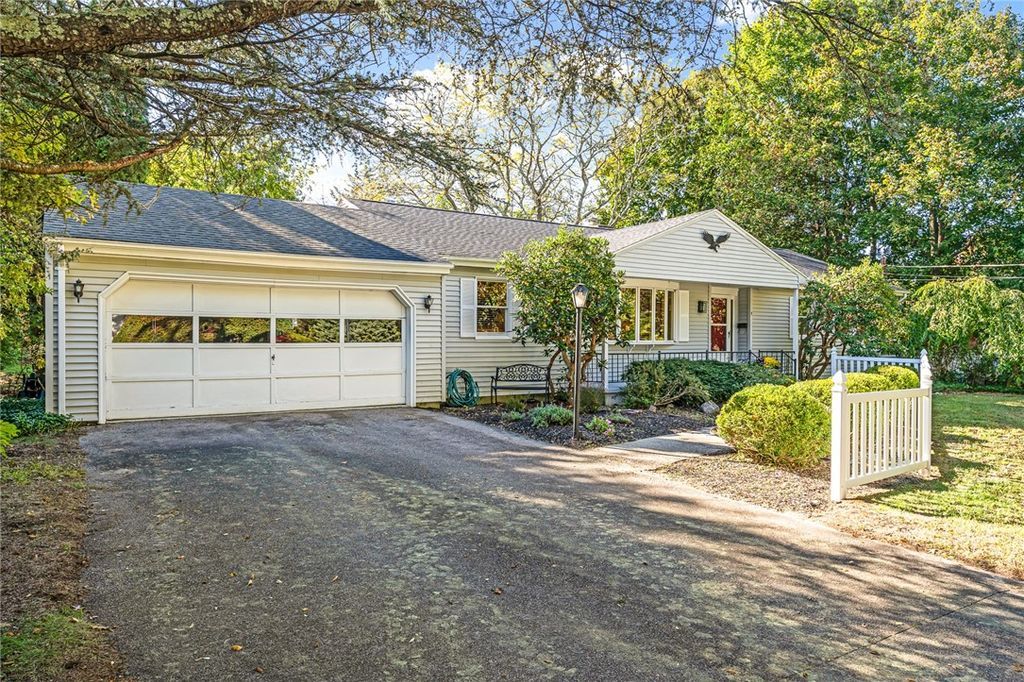 9 Cedar Crest Drive, Westerly, RI 02891