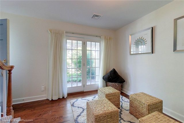 521 Corey Lane, Middletown, RI 02842