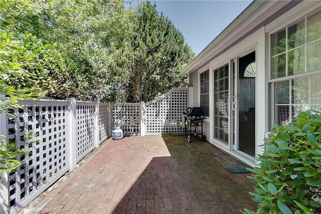 521 Corey Lane, Middletown, RI 02842