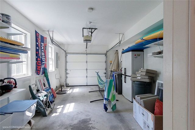 521 Corey Lane, Middletown, RI 02842