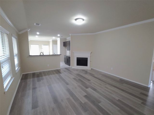 8440 Gentian Drive, Fort Worth, TX 76123