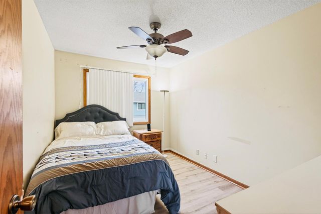 1272 Ferndale Street N, Maplewood, MN 55119