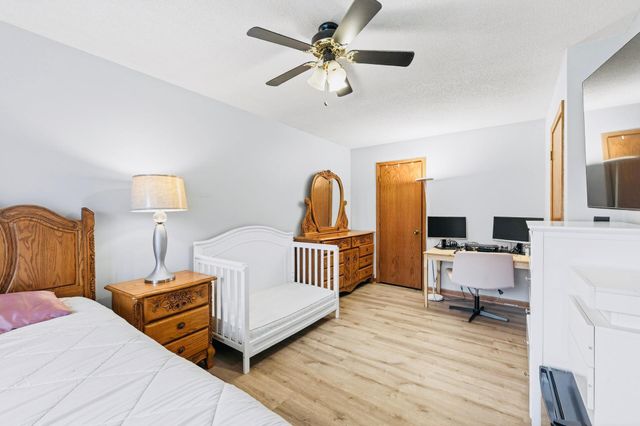 1272 Ferndale Street N, Maplewood, MN 55119