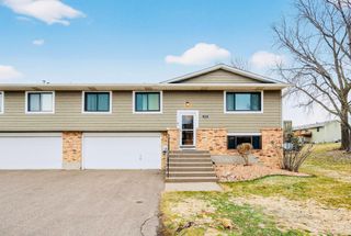 1272 Ferndale Street N, Maplewood, MN 55119