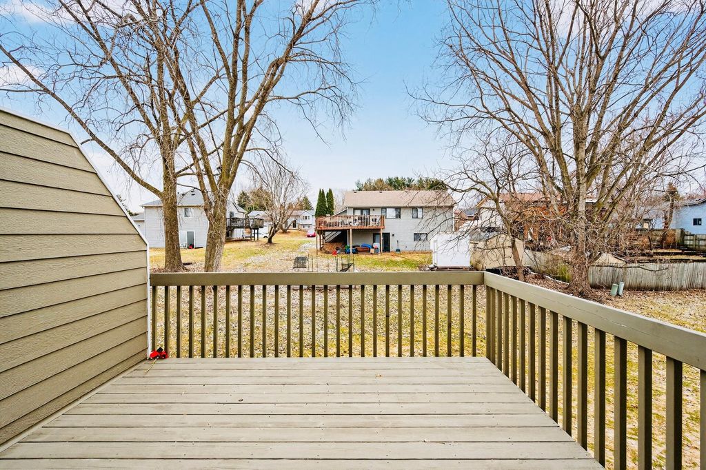 1272 Ferndale Street N, Maplewood, MN 55119 — photo 2