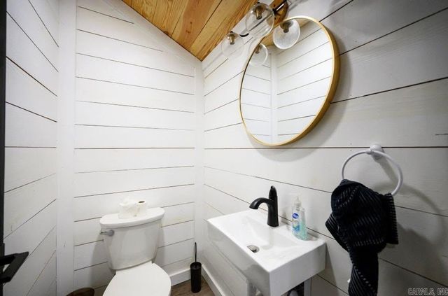 104 Staggs Drive, Nashville, AR 71852