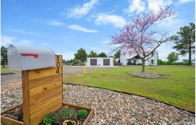 104 Staggs Drive, Nashville, AR 71852