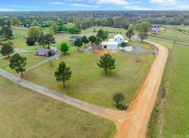 104 Staggs Drive, Nashville, AR 71852