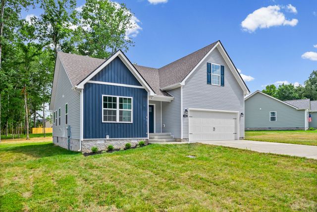 302 Tisha Ct, Clarksville, TN 37042
