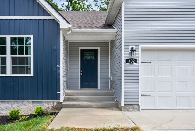 302 Tisha Ct, Clarksville, TN 37042