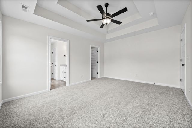 302 Tisha Ct, Clarksville, TN 37042