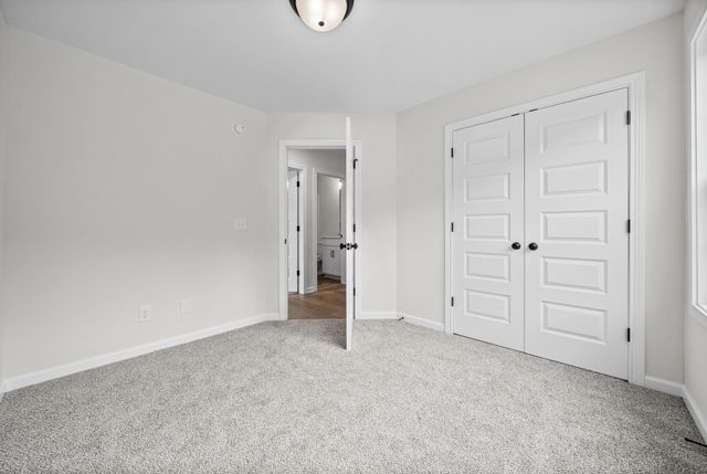 302 Tisha Ct, Clarksville, TN 37042