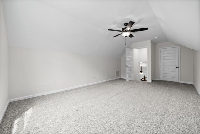 302 Tisha Ct, Clarksville, TN 37042