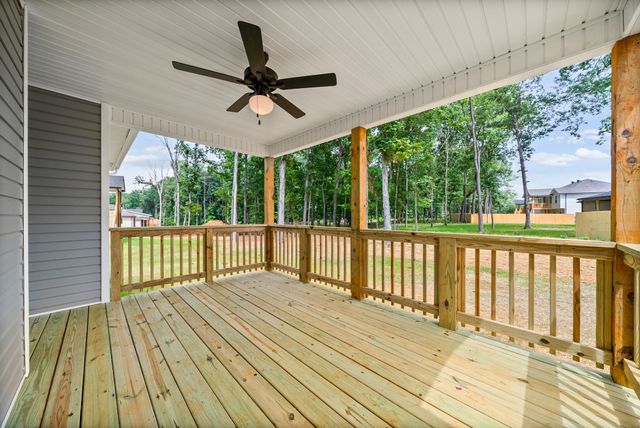 302 Tisha Ct, Clarksville, TN 37042