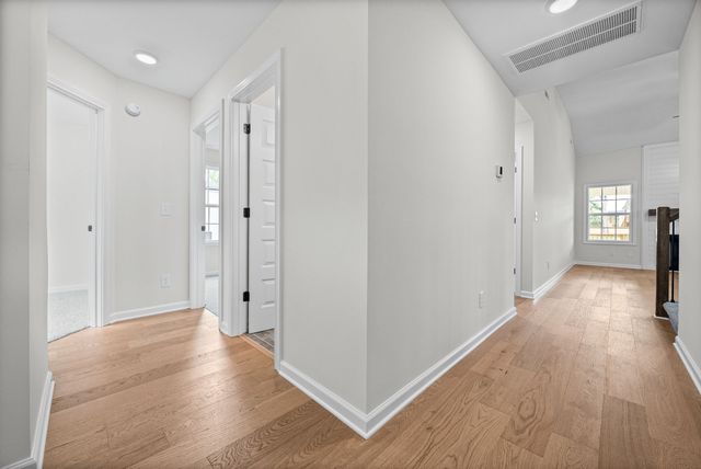 302 Tisha Ct, Clarksville, TN 37042