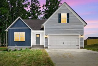 302 Tisha Ct, Clarksville, TN 37042