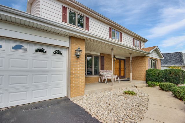 16909 Paxton Avenue, South Holland, IL 60473