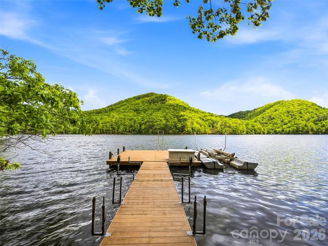 60 Shoreline Drive, Tuckasegee, NC 28783