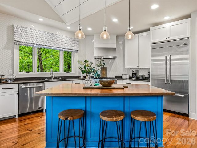 60 Shoreline Drive, Tuckasegee, NC 28783