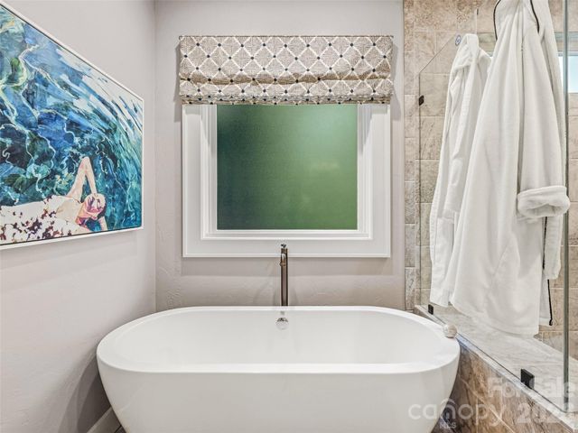 60 Shoreline Drive, Tuckasegee, NC 28783
