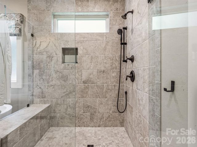 60 Shoreline Drive, Tuckasegee, NC 28783