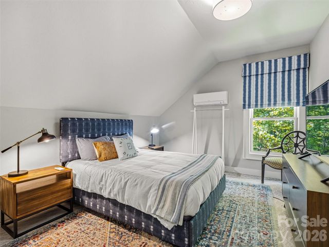 60 Shoreline Drive, Tuckasegee, NC 28783