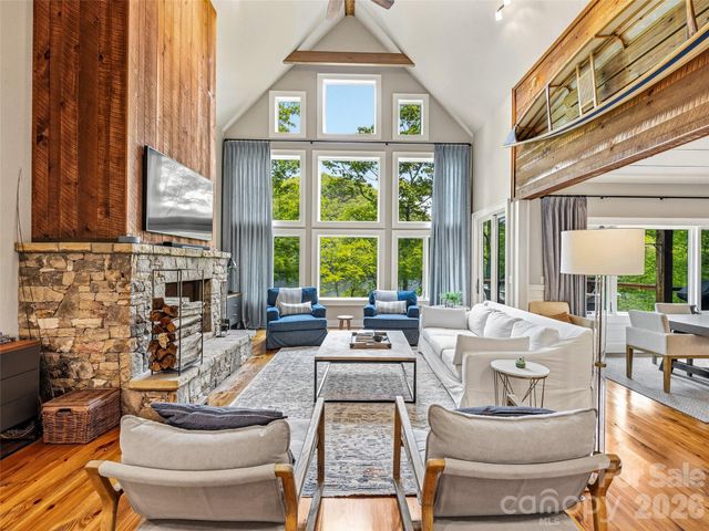 60 Shoreline Drive, Tuckasegee, NC 28783