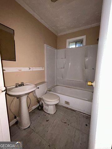 221 Lilly Avenue, Macon, GA 31204
