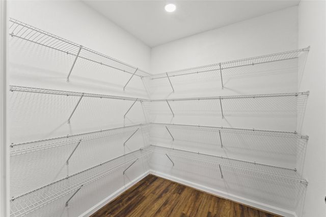 4826 Brooklawn Drive, Houston, TX 77066