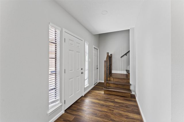 4826 Brooklawn Drive, Houston, TX 77066