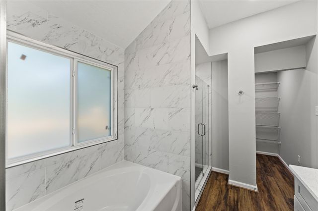 4826 Brooklawn Drive, Houston, TX 77066