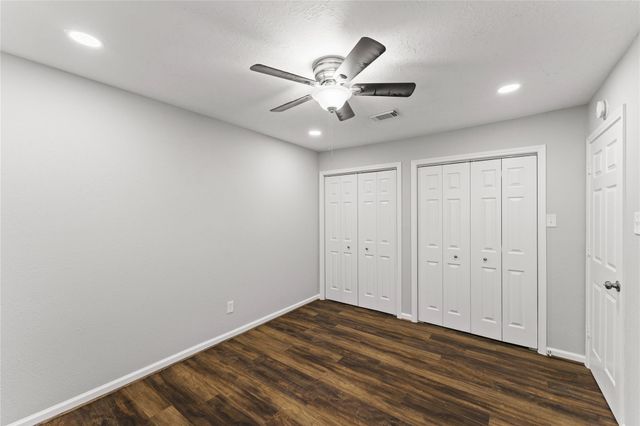 4826 Brooklawn Drive, Houston, TX 77066