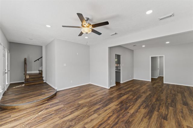 4826 Brooklawn Drive, Houston, TX 77066