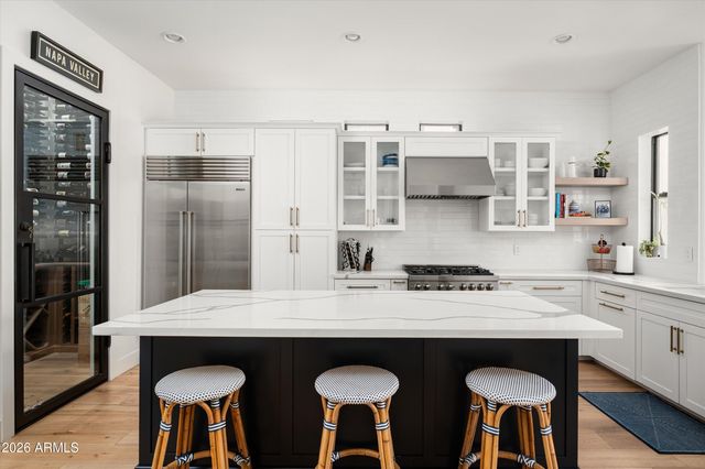 8646 E KRAIL Street, Scottsdale, AZ 85250