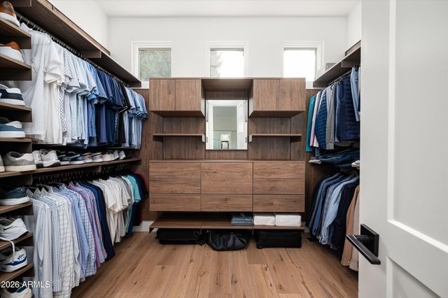 8646 E KRAIL Street, Scottsdale, AZ 85250