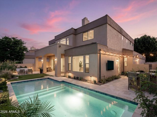 8646 E KRAIL Street, Scottsdale, AZ 85250