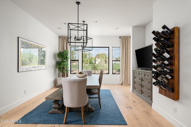 8646 E KRAIL Street, Scottsdale, AZ 85250