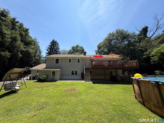 12 Briarwoods Terrace, Trumbull, CT 06611