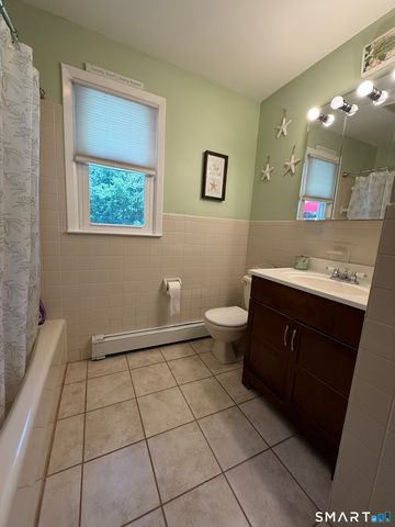 12 Briarwoods Terrace, Trumbull, CT 06611