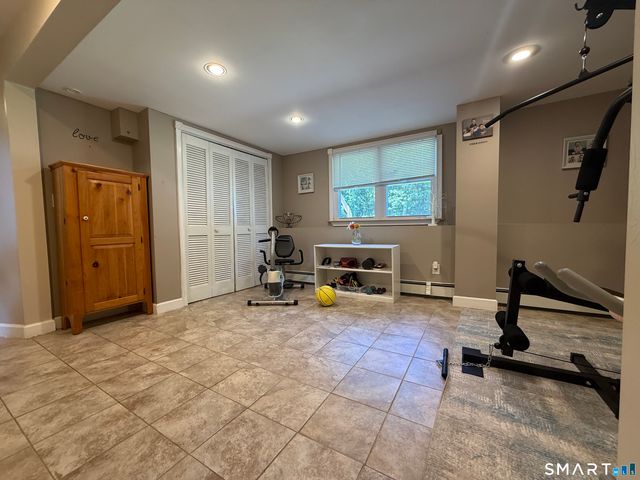 12 Briarwoods Terrace, Trumbull, CT 06611