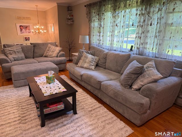 12 Briarwoods Terrace, Trumbull, CT 06611
