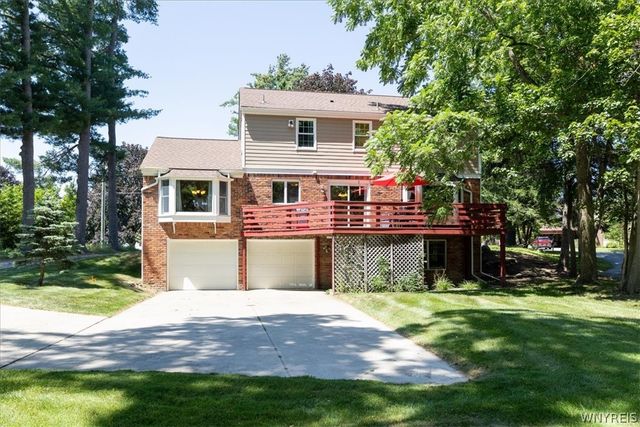 1215 Carriage Drive, Aurora, NY 14052