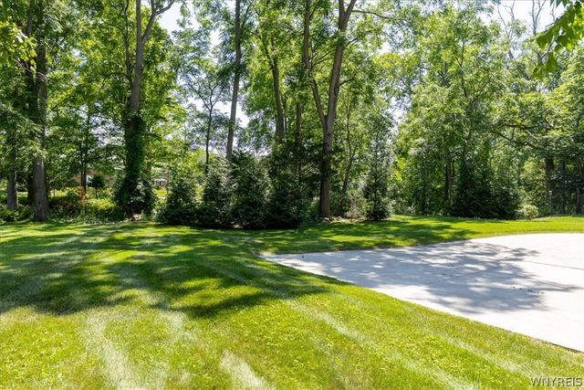 1215 Carriage Drive, Aurora, NY 14052