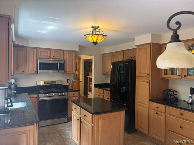 1215 Carriage Drive, Aurora, NY 14052