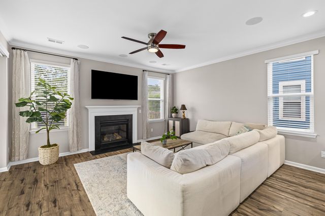 2073 Kemmerlin Street, Johns Island, SC 29455