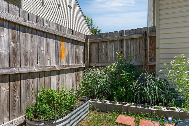 3606 Avocado Dr, Midlothian, VA 23112